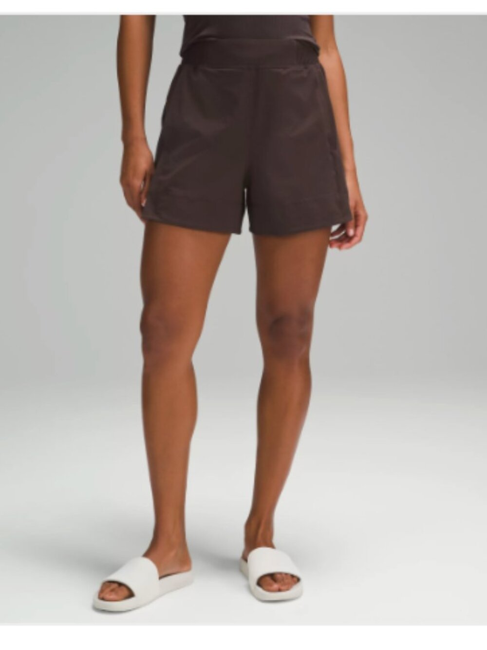 Lululemon Stretch Woven Relaxed-Fit High-Rise Short 4" Espresso Size M $39